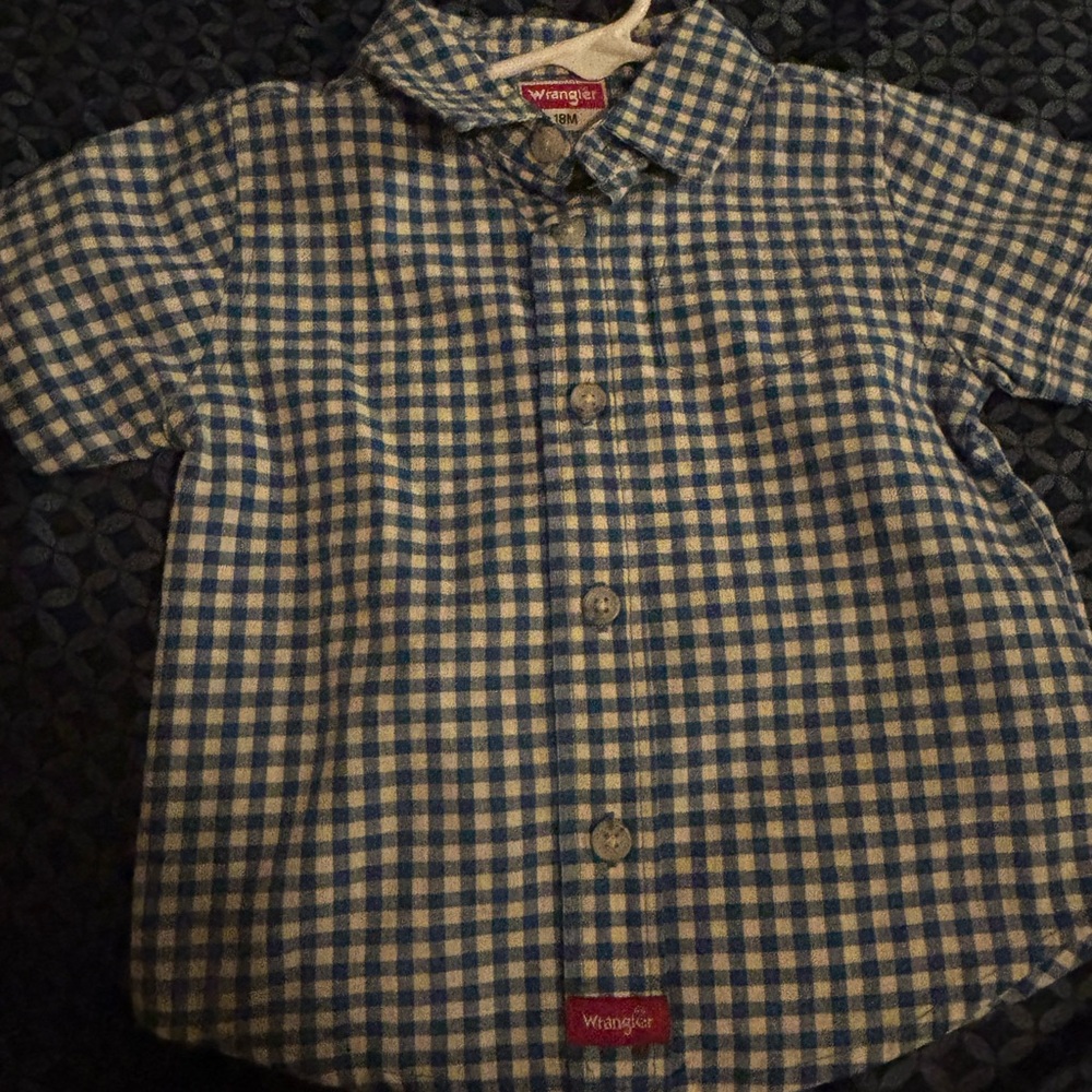Wrangler Blue Button Down Shirt Classic Style